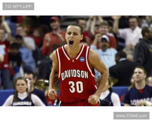 NCAA库里比赛:回顾他在大学篮球赛场上的辉煌时刻 NCAA库里比赛:回顾他在大学篮球赛场上的辉煌时刻